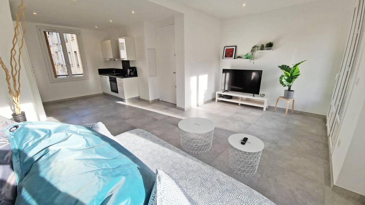 Maxbnb - T2 Balcon 50M2 - Climatise - Ouest - Tolone Esterno foto